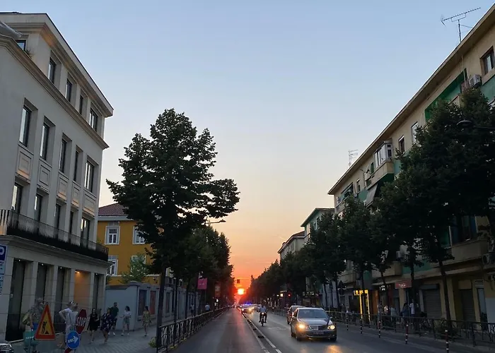 Center 2 Lägenhet Tirana